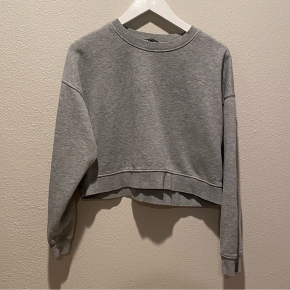 Zara Sweatshirt Crew neck gray basic size‎ small - Picture 2 of 6